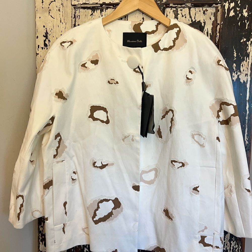 Women’s NWT MASSIMO DUTTI animal print abstract Blazer. 6007/607 size 12.